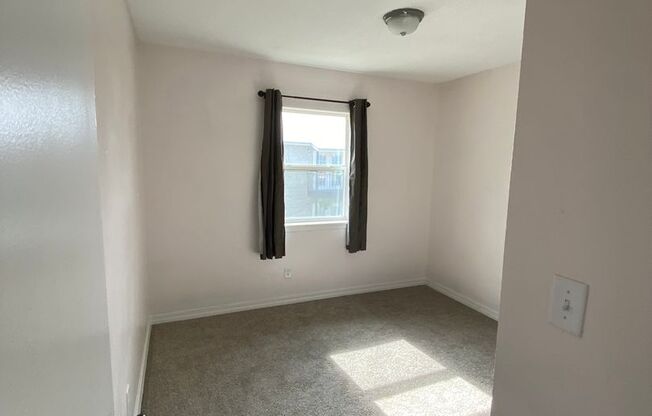 2 beds, 1.5 baths, 900 sqft, $725, Unit Apt. 106