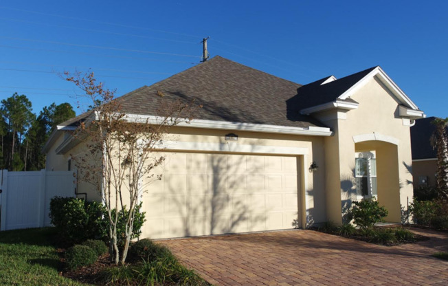 Oceanway Beauty, WOW Amenities, 4 Bedroom Home!