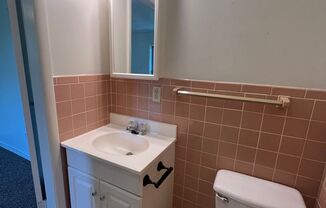 Studio, 1 bath, $450, Unit Unit 3