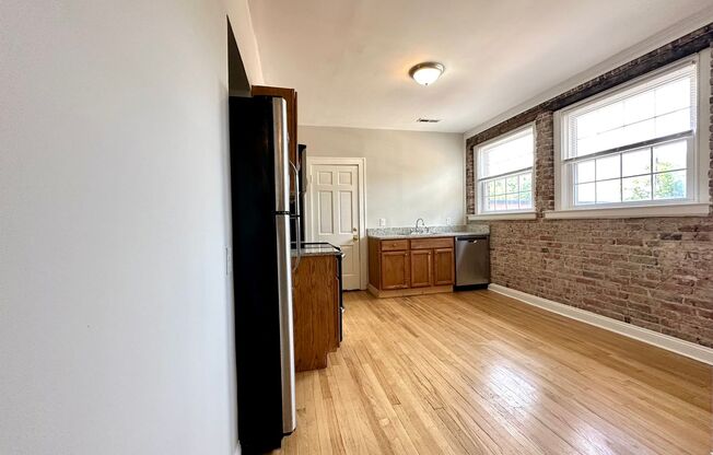 1 bed, 1 bath, 800 sqft, $995