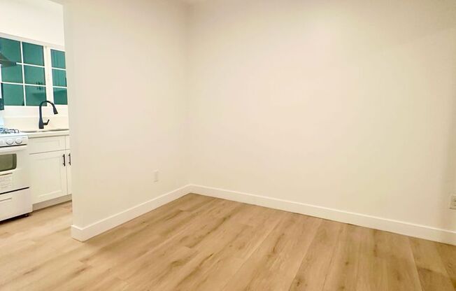 Studio, 1 bath, 250 sqft, $1,395