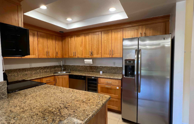 800 SEA SPRAY LN