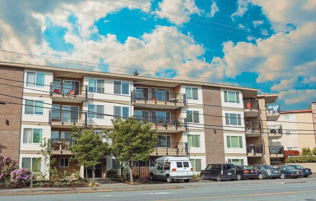 Spacious Renovated 2 Bed 1.5 Bath with Corner Balcony & Gas Fireplace
