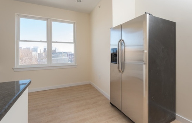 2 beds, 2 baths, $1,650, Unit C