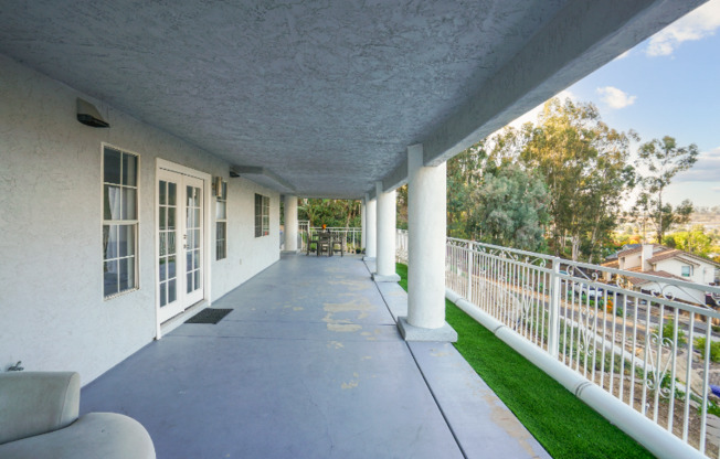 571 TILLING WAY