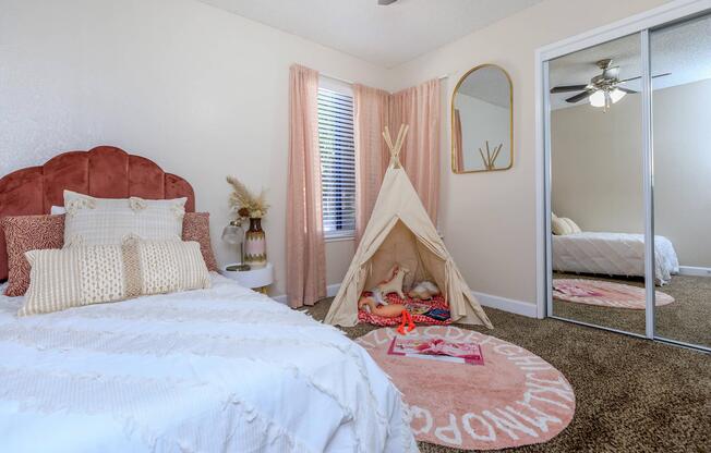 North Creek Apartment Homes - Apartments in Fresno, CA