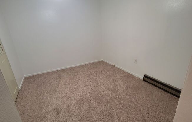 Studio, 1 bath, 465 sqft, $775