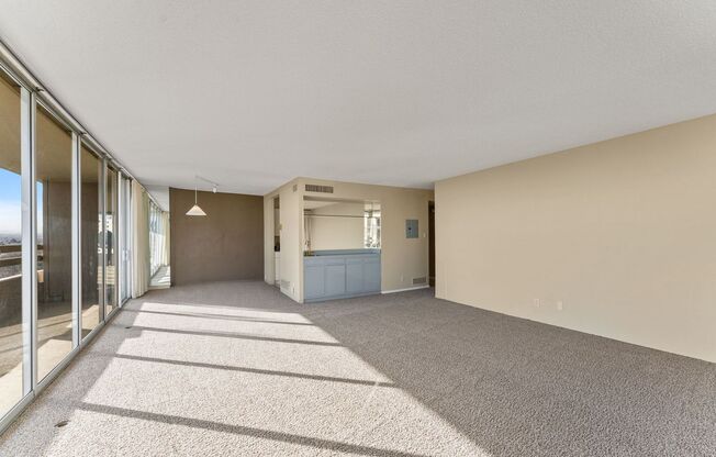 2 beds, 2 baths, $2,400, Unit UNIT 10 E