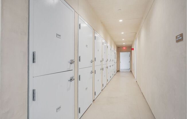 1 bed, 1 bath, 739 sqft, $2,995, Unit 306