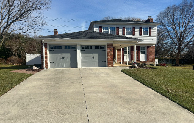 13 ARONIMINK DR