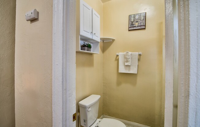 Studio, 1 bath, 164 sqft, $1,095.42, Unit 302