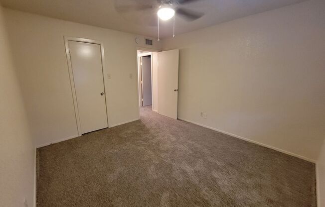 2 beds, 1 bath, 710 sqft, $925, Unit 206A