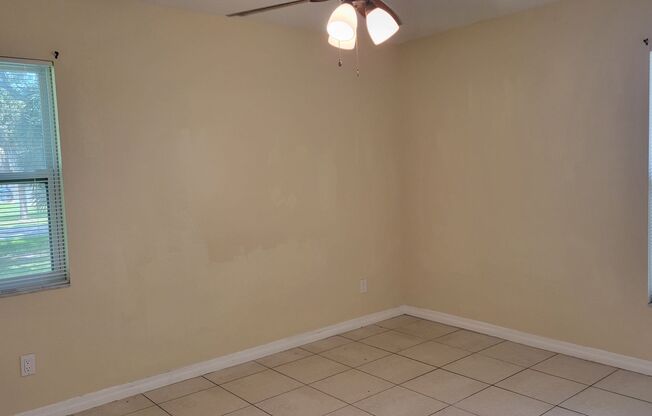 2 beds, 1 bath, $1,800