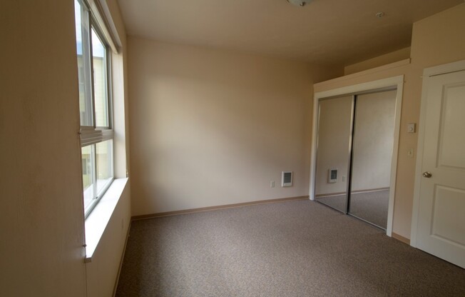 4 beds, 2.5 baths, 1,502 sqft, $3,380, Unit 04
