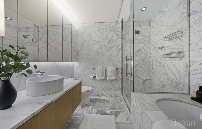 1 bed, 1 bath, 633 sqft, $6,050, Unit PHD