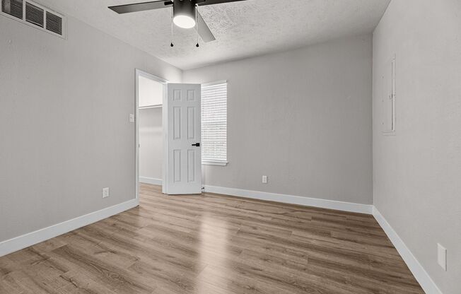 1 bed, 1 bath, 495 sqft, $1,275, Unit 116