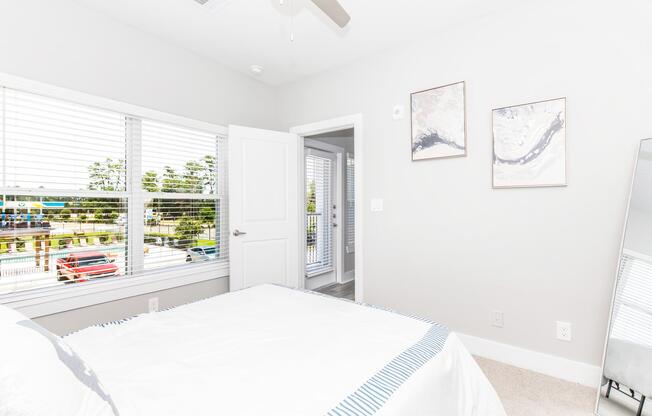 2 beds, 2 baths, 935 sqft, $1,375