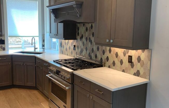 Montavilla Four Bedrooms, Four Bathrooms Home on Corner Lot, Ready To Lease!