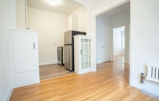 743 Warfield Ave.