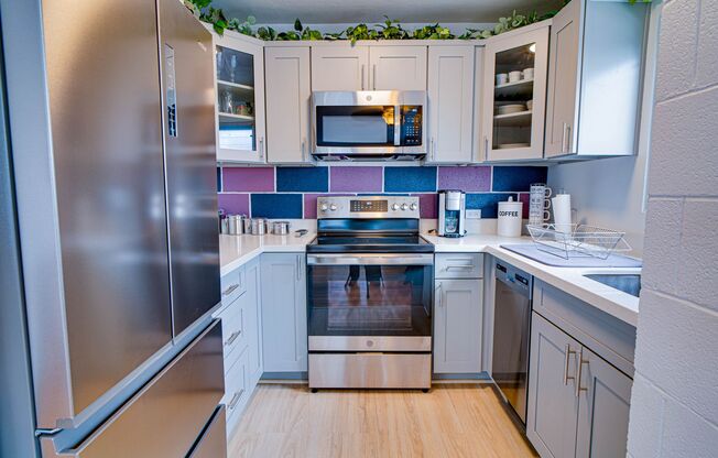 Fully-Furnished One Bedroom at Ala Wai Cove