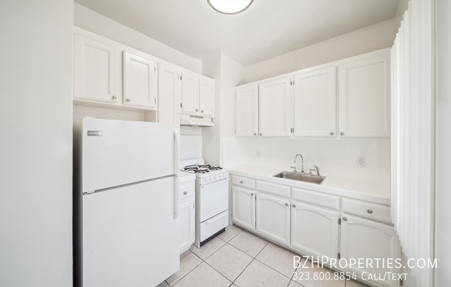 1267 VIN SCULLY AVE