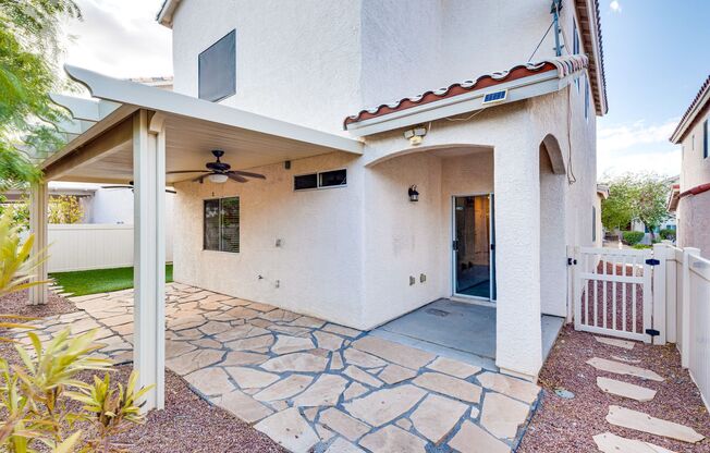 Spacious 3-Bedroom Home Featuring Downstairs Primary Bedroom and Private Backyard