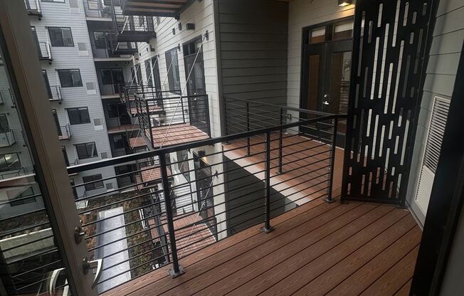 Studio, 1 bath, 548 sqft, $1,900, Unit 524