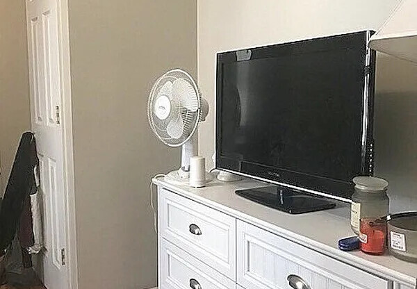 1 bed, 1 bath, $2,950, Unit 16
