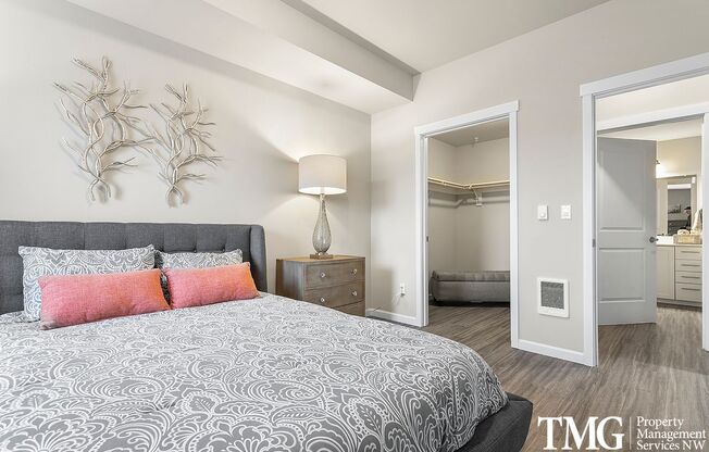 1 bed, 1 bath, 676 sqft, $1,590, Unit D227