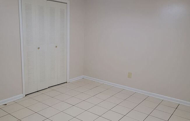 Woodcrest Knolls Apartments