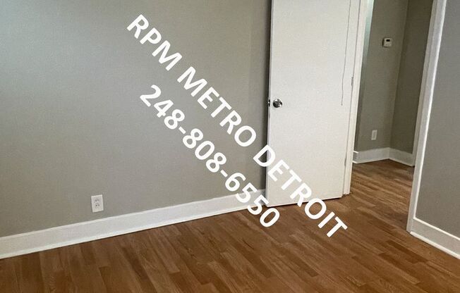 3 beds, 1 bath, $1,295, Unit (MVO)