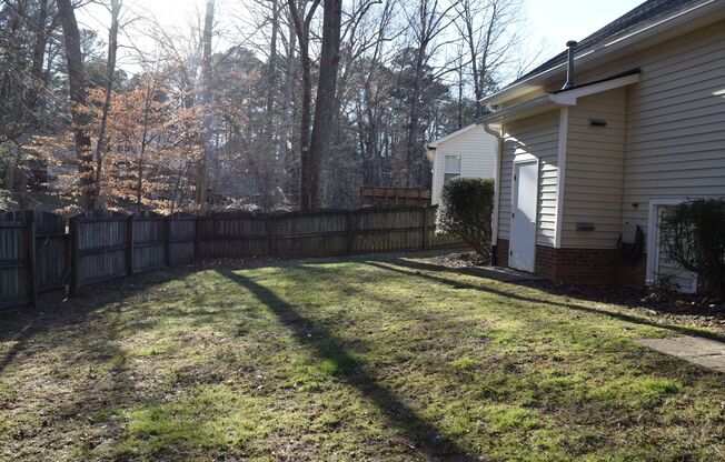 Beautiful 3 bedroom ranch home close to Downtown Cary