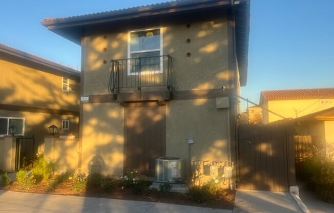 2 beds, 2 baths, 1,000 sqft, $2,675, Unit 3