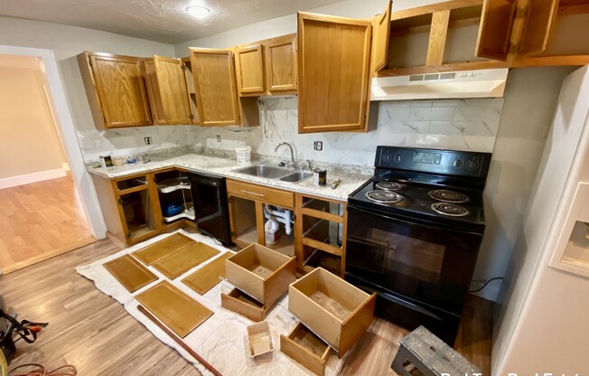 335 BAKER ST