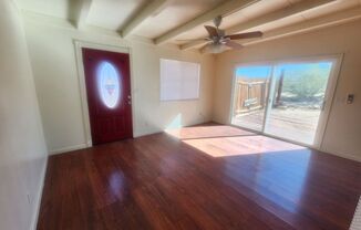 2 beds, 1 bath, $1,250