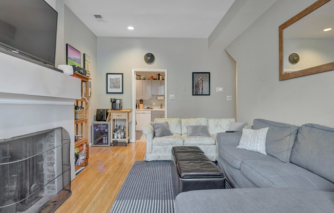 1710 UNIVERSITY ST NW
