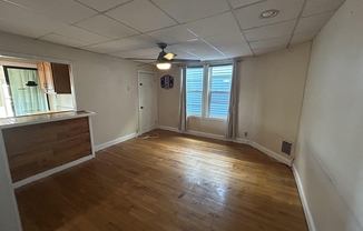 4 beds, 1 bath, 1,200 sqft, $4,400, Unit 2