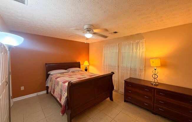 3739 LEISUREWOODS DR