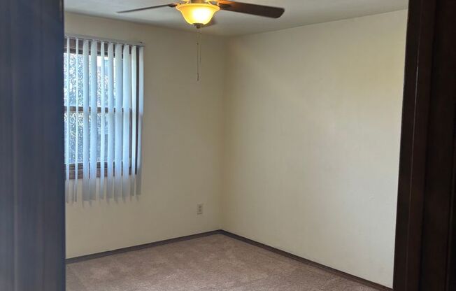 2 beds, 2 baths, 1,029 sqft, $1,229, Unit 1401 044