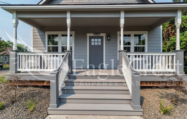 Remodeled Four Bedroom House Located Near Whitman College