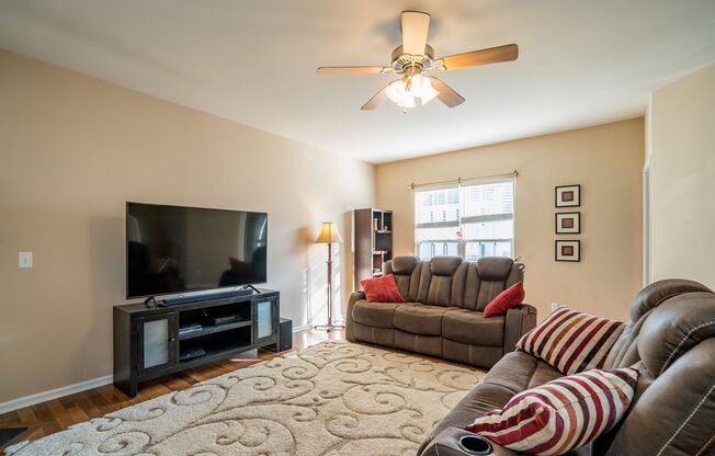 128 Ruby Walk