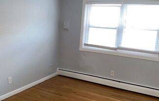 Studio, 1 bath, $1,650, Unit 10B