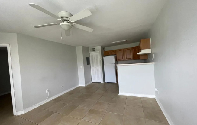 4724 WALDEN CIR
