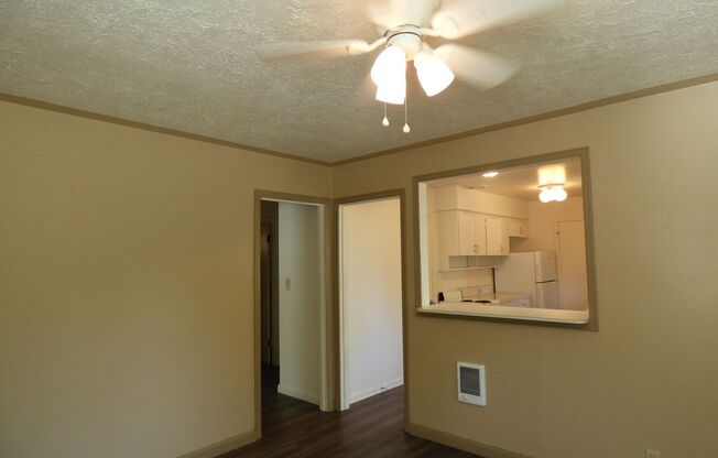 2 beds, 1 bath, $1,795