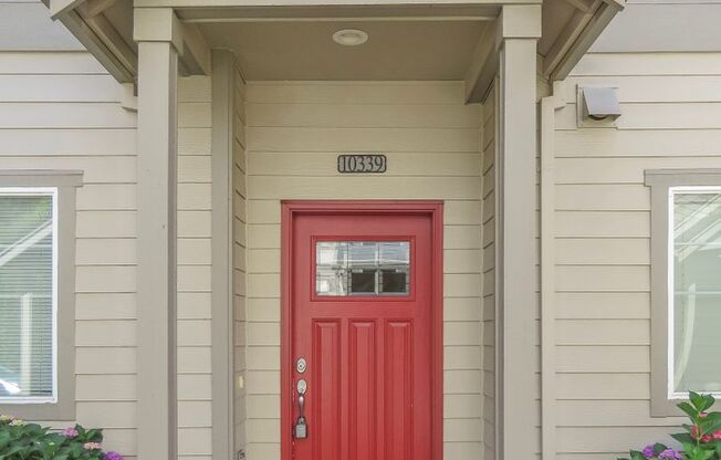 **No Rent Until February!! 2 Bedroom Townhome Available Now  !! Inquire today for tour !