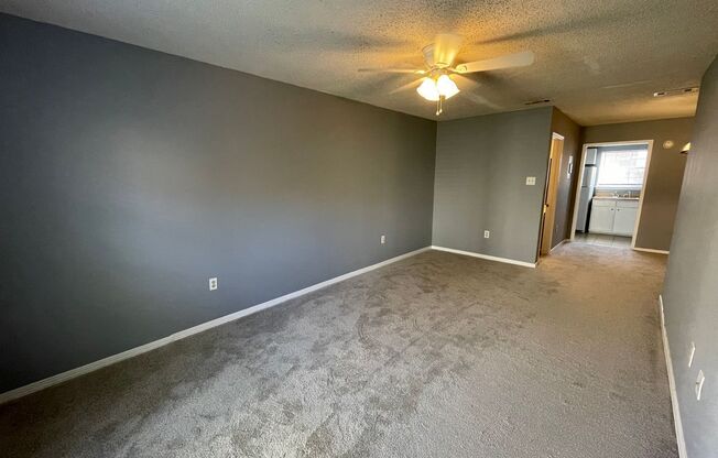 2 beds, 1.5 baths, 1,088 sqft, $975, Unit 1714 Brightside Dr. Unit D