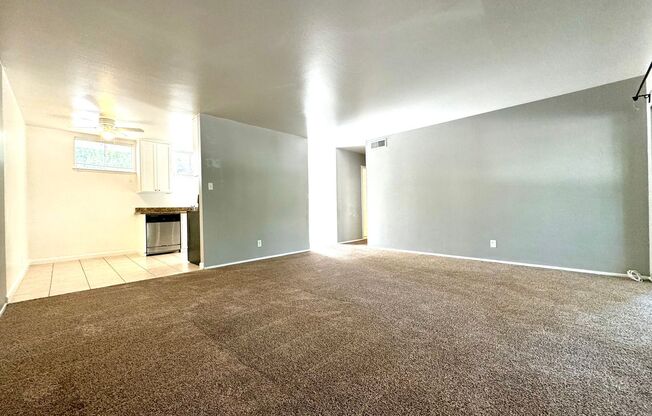 2 beds, 1 bath, 975 sqft, $2,550, Unit 7