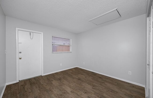 2 beds, 1 bath, 700 sqft, $1,495, Unit 4520-10