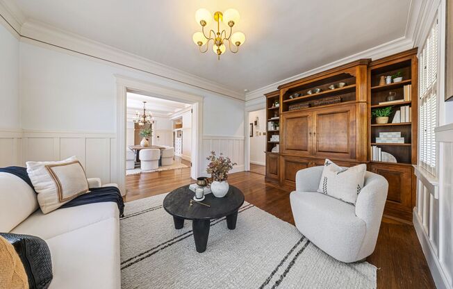 Exquisite 7BD/6.5BA Ross Home w/ Views!  Pool!  Wine Cellar!  FOUNDATION