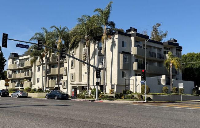Laurel Canyon, 4500